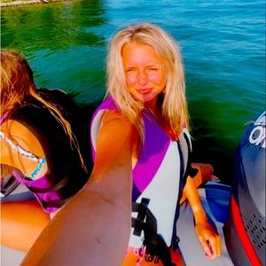 Meet your Posher, Isabelle